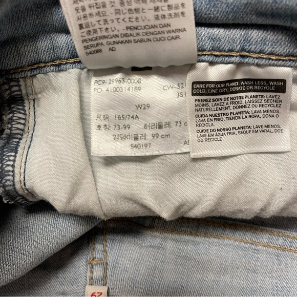 Levi’s Jean Shorts Women’s Size 29 Light Blue Denim Cut Off - Picture 8 of 8